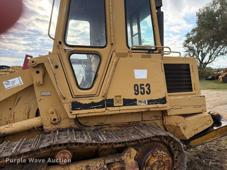 image for item FN1562 1984 Caterpillar 953 track loader