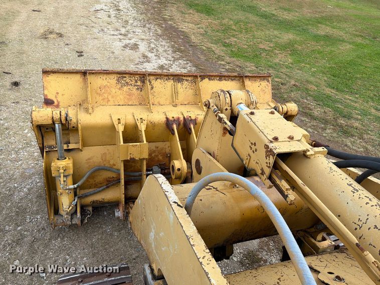image for item FN1562 1984 Caterpillar 953 track loader
