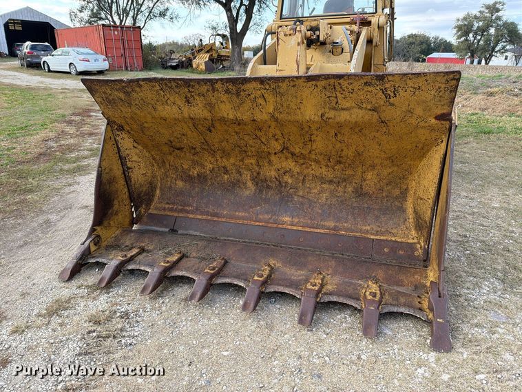 image for item FN1562 1984 Caterpillar 953 track loader