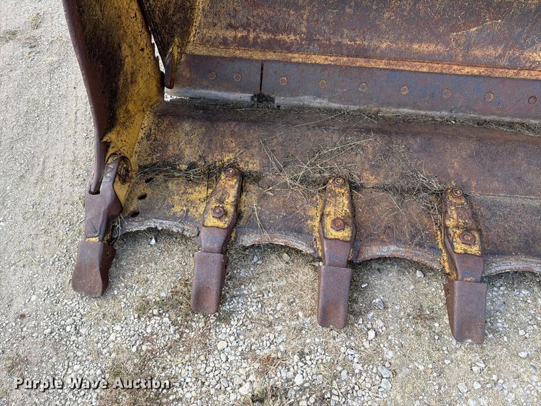 image for item FN1562 1984 Caterpillar 953 track loader
