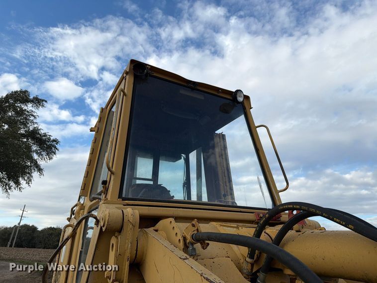 image for item FN1562 1984 Caterpillar 953 track loader