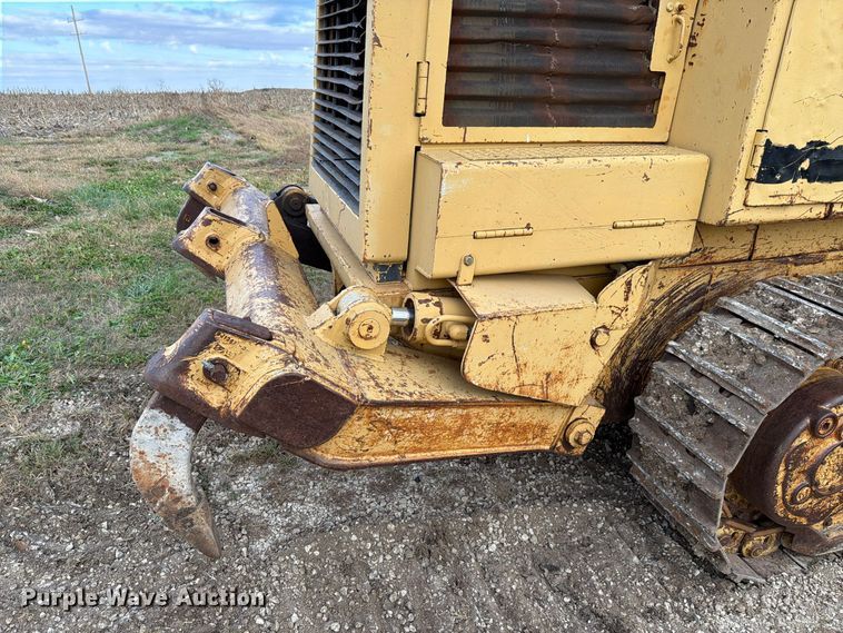 image for item FN1562 1984 Caterpillar 953 track loader