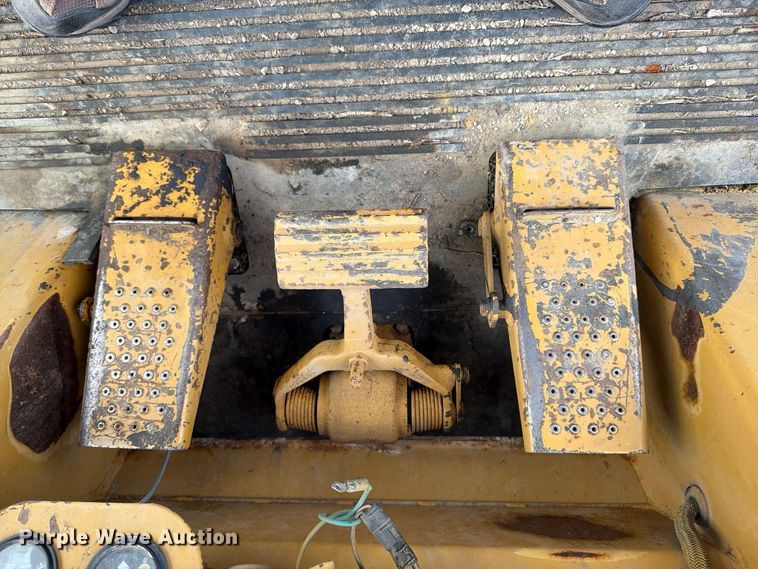 image for item FN1562 1984 Caterpillar 953 track loader