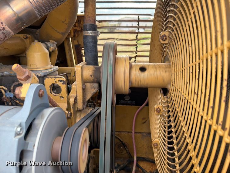 image for item FN1562 1984 Caterpillar 953 track loader