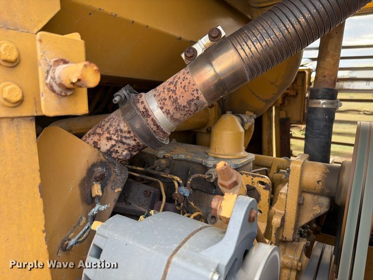 image for item FN1562 1984 Caterpillar 953 track loader