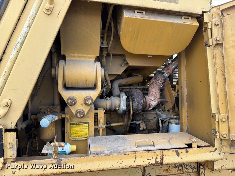 image for item FN1562 1984 Caterpillar 953 track loader
