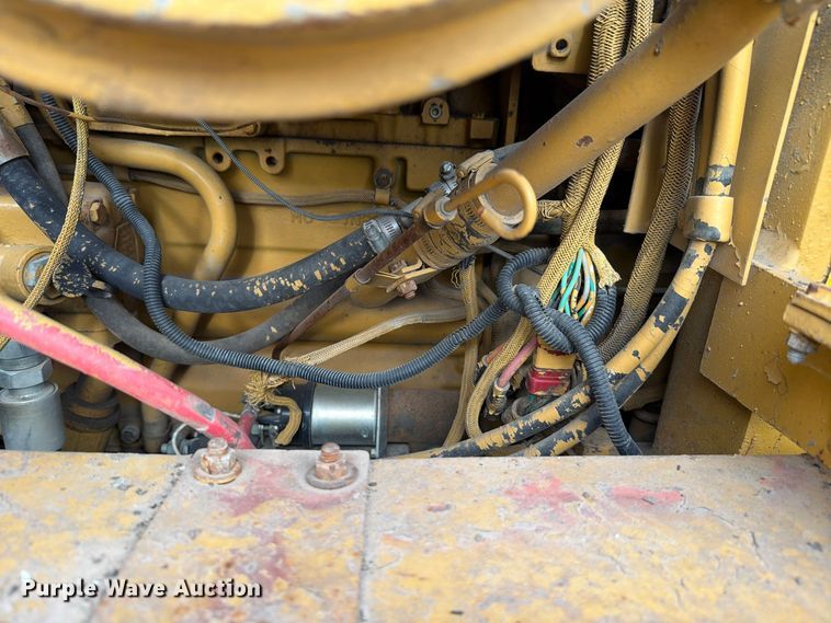 image for item FN1562 1984 Caterpillar 953 track loader