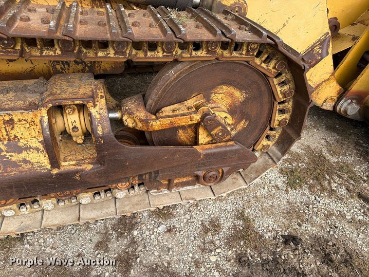 image for item FN1562 1984 Caterpillar 953 track loader