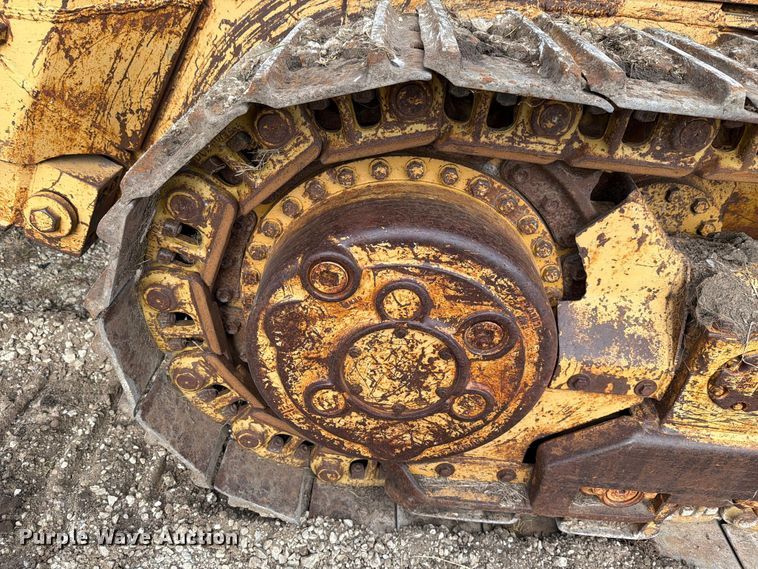 image for item FN1562 1984 Caterpillar 953 track loader