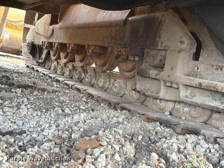 image for item FN1562 1984 Caterpillar 953 track loader