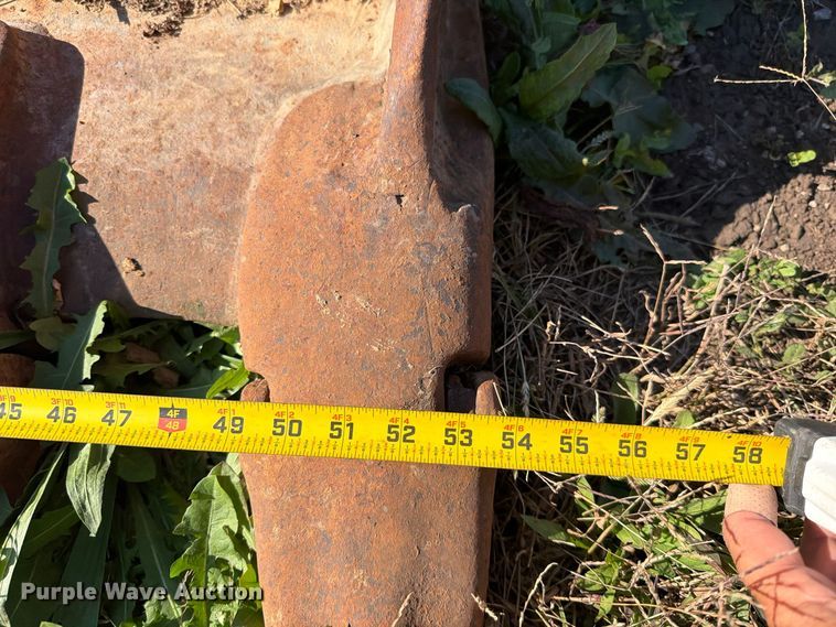 image for item FN5965 Caterpillar 330D excavator bucket