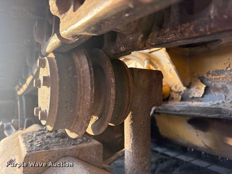image for item FP4106 1999 Caterpillar D4C XL dozer