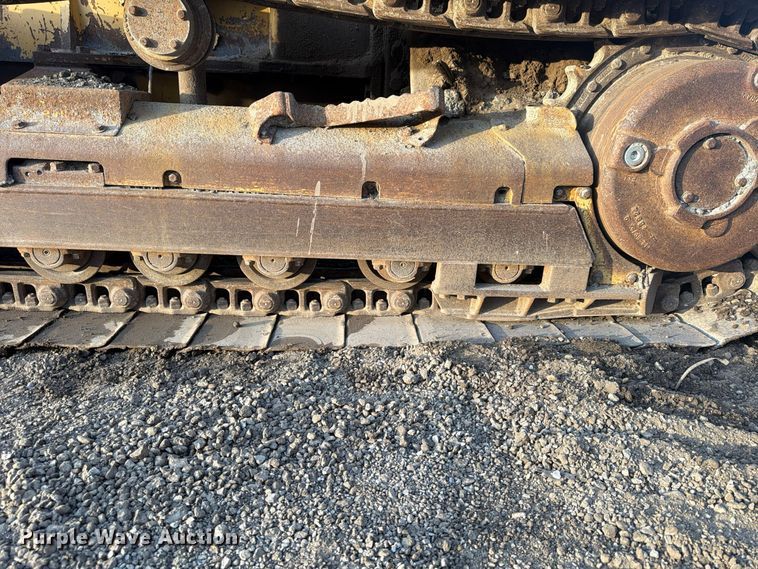 image for item FP4106 1999 Caterpillar D4C XL dozer