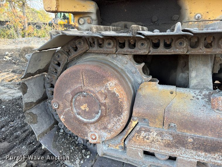image for item FP4106 1999 Caterpillar D4C XL dozer