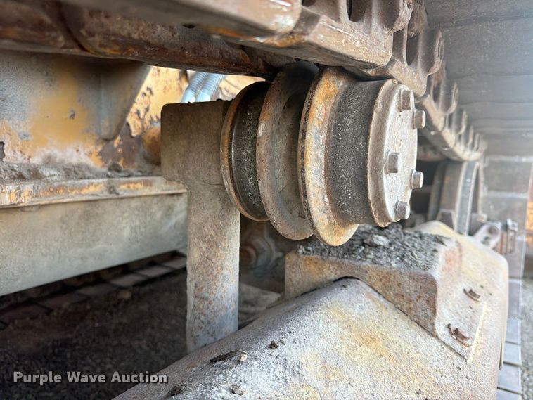 image for item FP4106 1999 Caterpillar D4C XL dozer