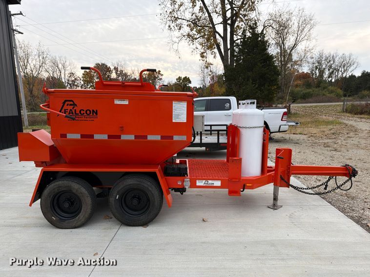 image for item FT3024 2016 Falcon Road Maintenance Equipment asphalt hot box trailer