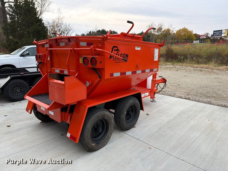 image for item FT3024 2016 Falcon Road Maintenance Equipment asphalt hot box trailer