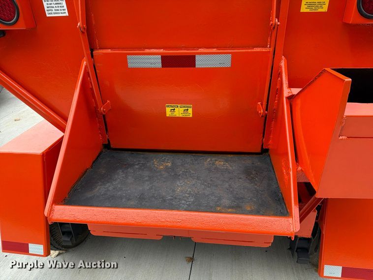 image for item FT3024 2016 Falcon Road Maintenance Equipment asphalt hot box trailer