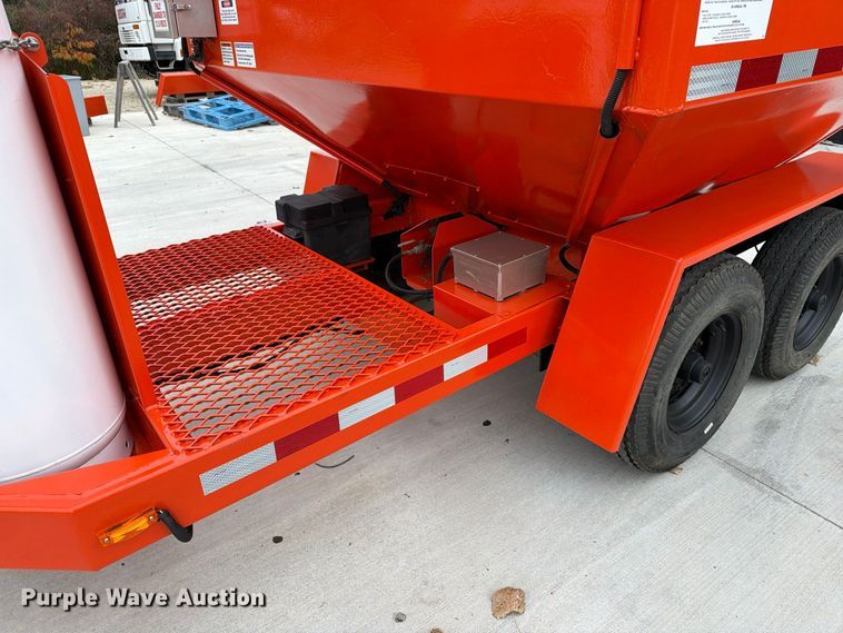 image for item FT3024 2016 Falcon Road Maintenance Equipment asphalt hot box trailer
