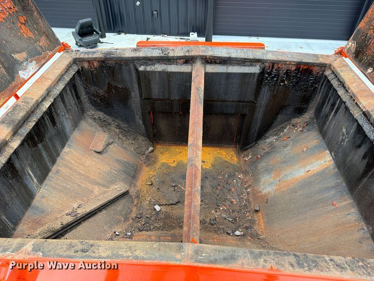 image for item FT3024 2016 Falcon Road Maintenance Equipment asphalt hot box trailer