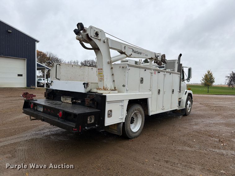 image for item FT7564 2000 Freightliner FL70 utility / service truck