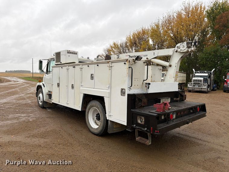 image for item FT7564 2000 Freightliner FL70 utility / service truck