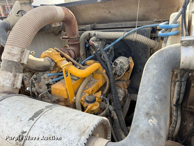 image for item FU4839 2007 Allianz Johnston 3000 street sweeper