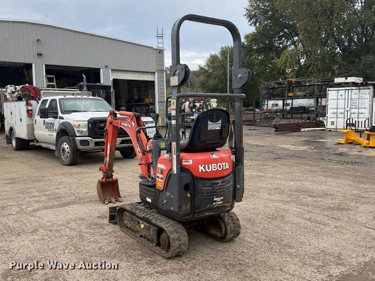 image for item FU4840 2014 Kubota K008-3 mini excavator