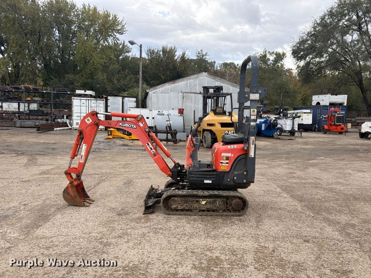image for item FU4840 2014 Kubota K008-3 mini excavator