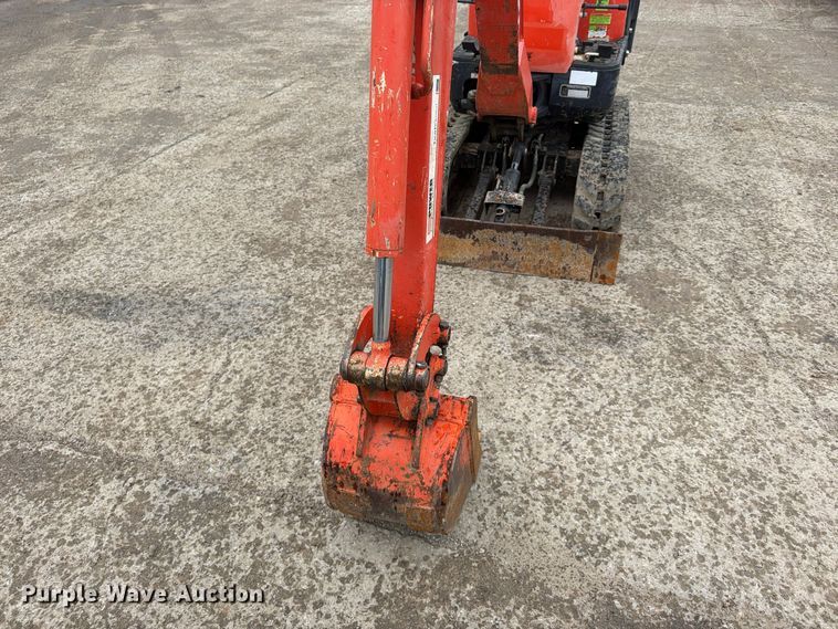 image for item FU4840 2014 Kubota K008-3 mini excavator