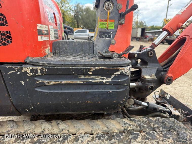 image for item FU4840 2014 Kubota K008-3 mini excavator