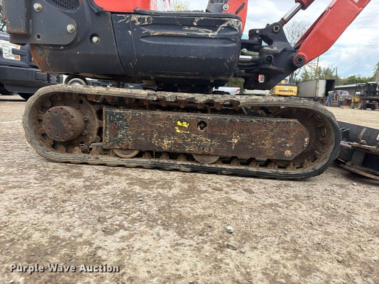 image for item FU4840 2014 Kubota K008-3 mini excavator