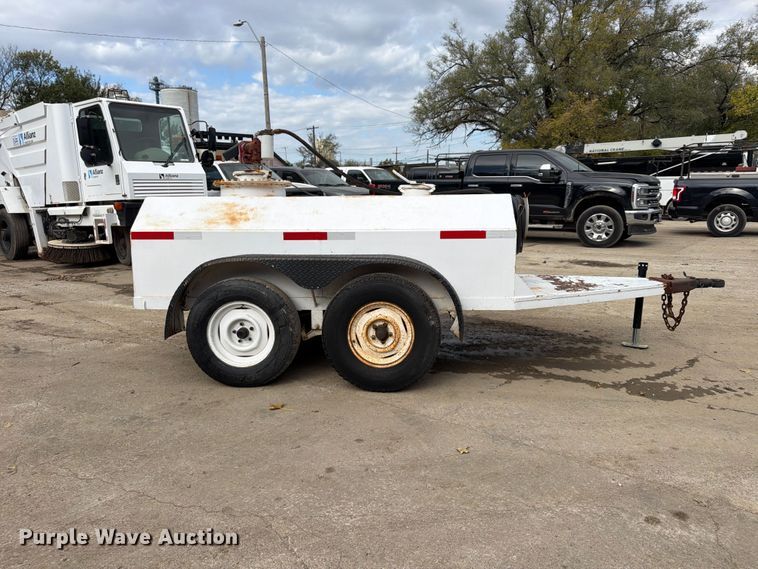 image for item FU4841 Fuel trailer