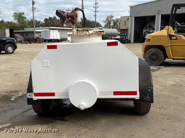 image for item FU4841 Fuel trailer