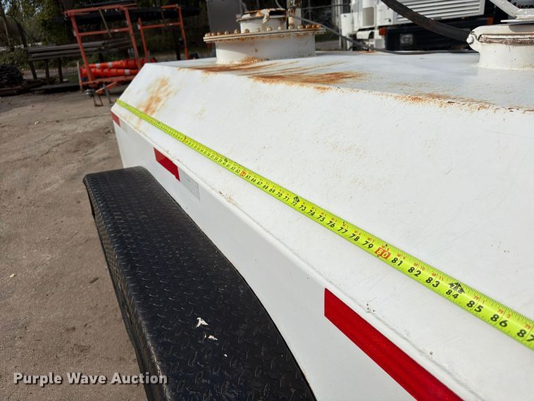 image for item FU4841 Fuel trailer