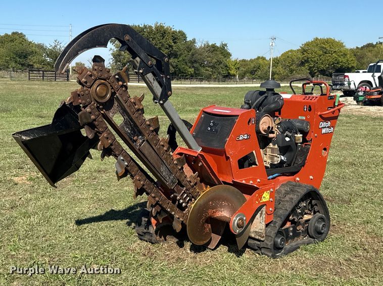 image for item FV2061 2020 Ditch Witch C24X trencher