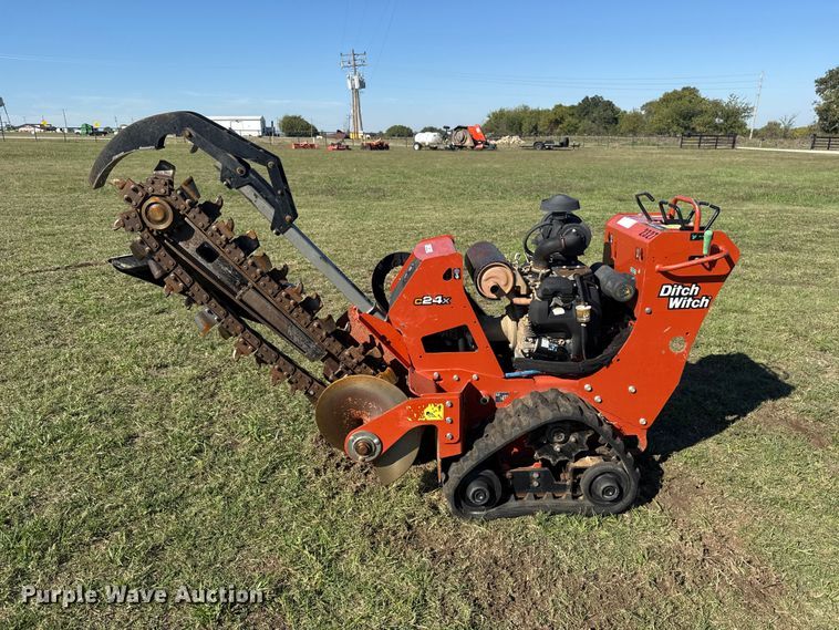 image for item FV2061 2020 Ditch Witch C24X trencher
