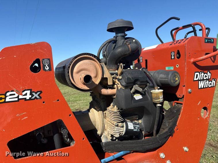 image for item FV2061 2020 Ditch Witch C24X trencher