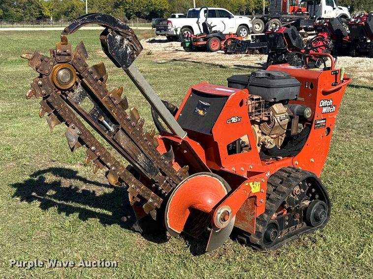 image for item FV2076 2019 Ditch Witch C16X trencher