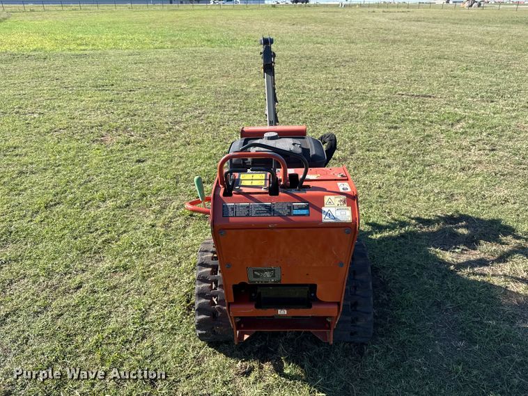 image for item FV2076 2019 Ditch Witch C16X trencher