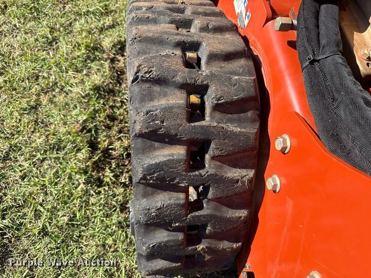 image for item FV2076 2019 Ditch Witch C16X trencher