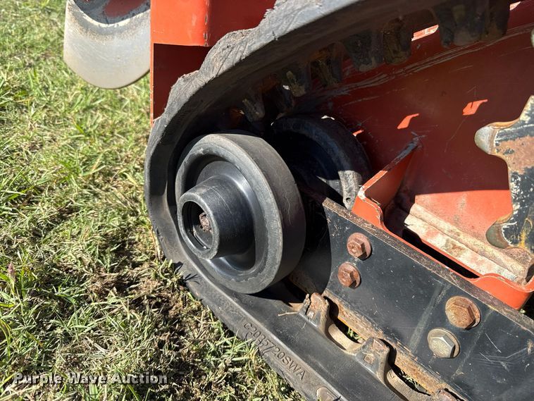 image for item FV2076 2019 Ditch Witch C16X trencher