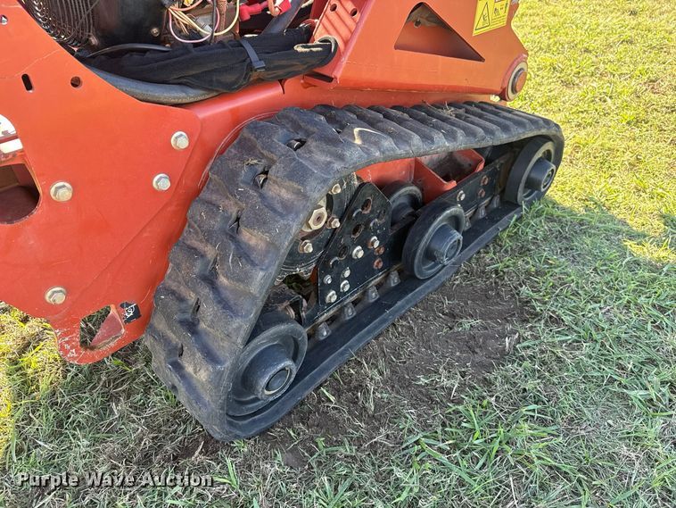 image for item FV2076 2019 Ditch Witch C16X trencher
