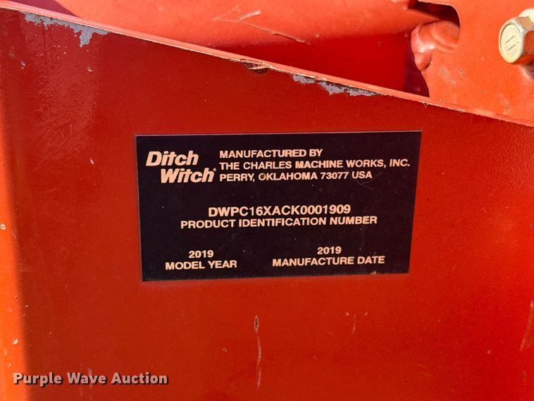 image for item FV2076 2019 Ditch Witch C16X trencher