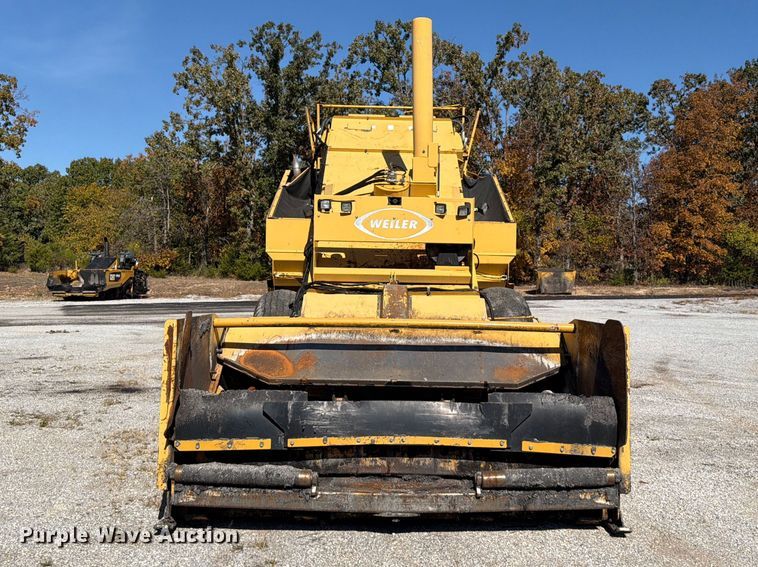 image for item FV6002 Weiler E2850 material transfer vehicle