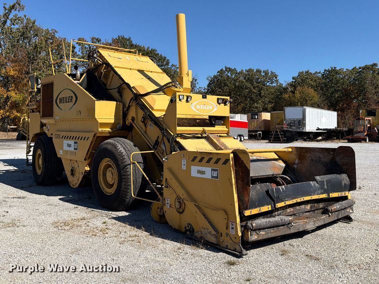 image for item FV6002 Weiler E2850 material transfer vehicle