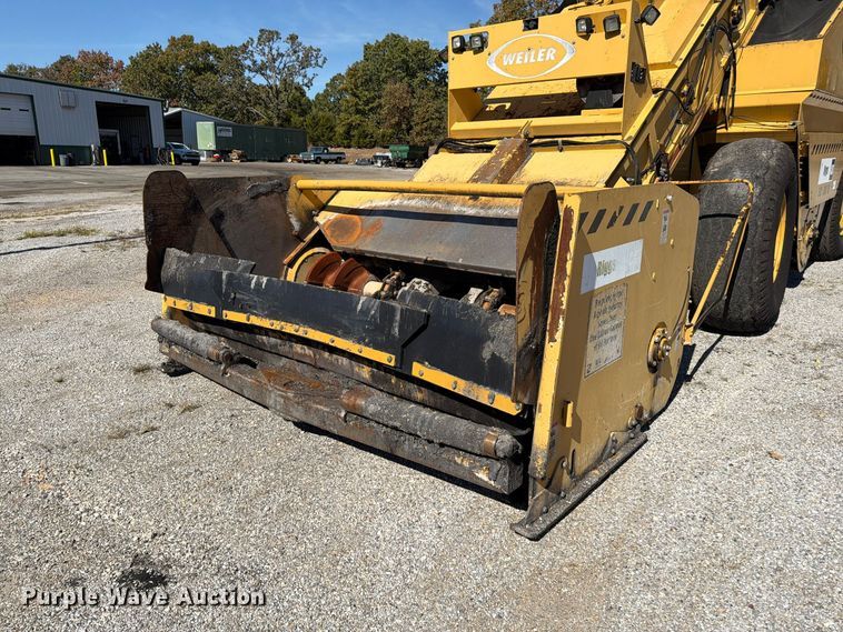 image for item FV6002 Weiler E2850 material transfer vehicle