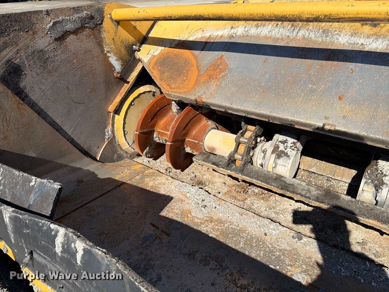 image for item FV6002 Weiler E2850 material transfer vehicle