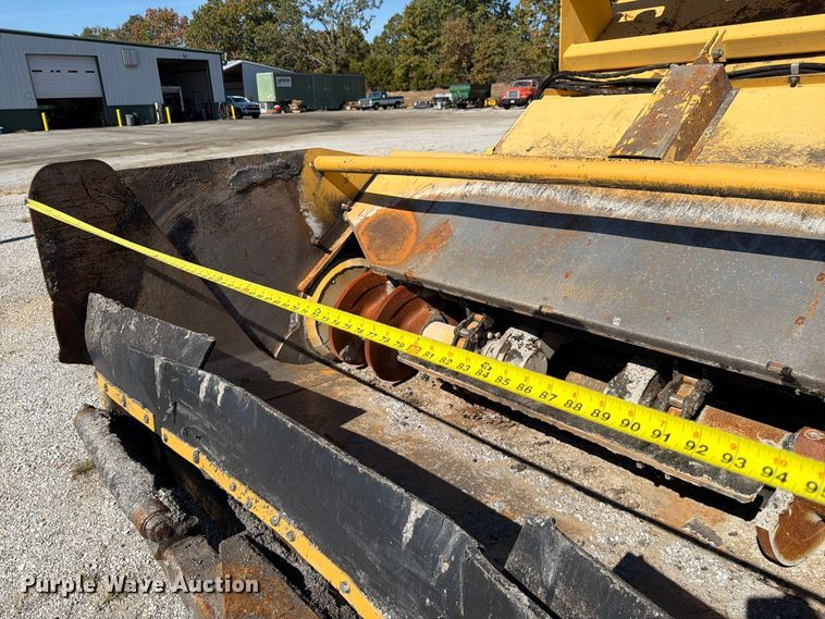 image for item FV6002 Weiler E2850 material transfer vehicle
