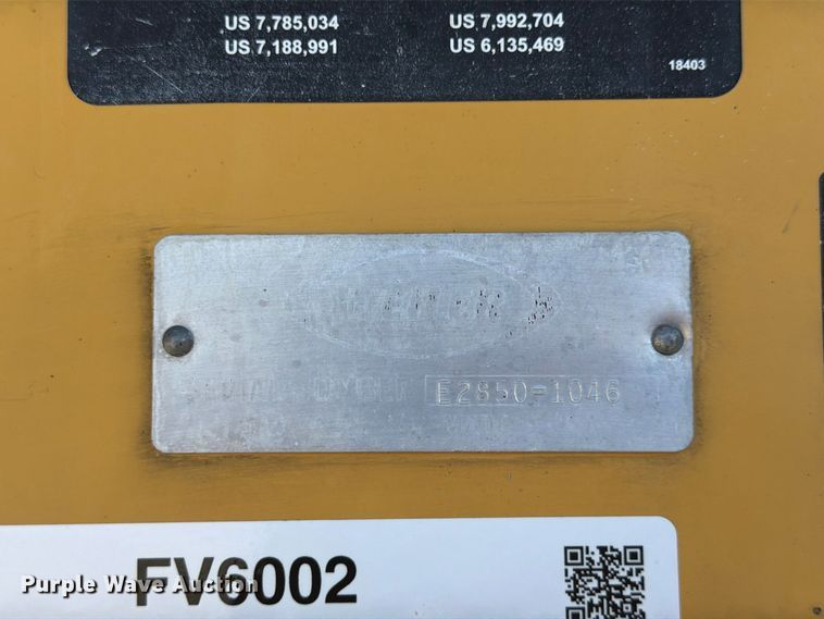 image for item FV6002 Weiler E2850 material transfer vehicle